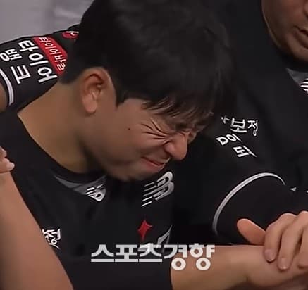 이강철 감독 "이강민 교체는 문책성 아니었다" 신인 선수 멘탈 배려한 결정