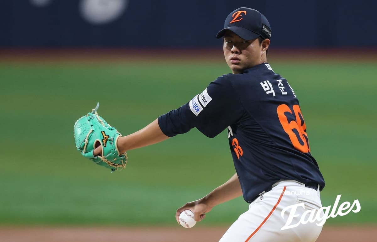 "그렇게 던지는데 어떻게 빼겠나"…김경문 감독의 특급 칭찬, 한화 박준영 다음 선발 확정