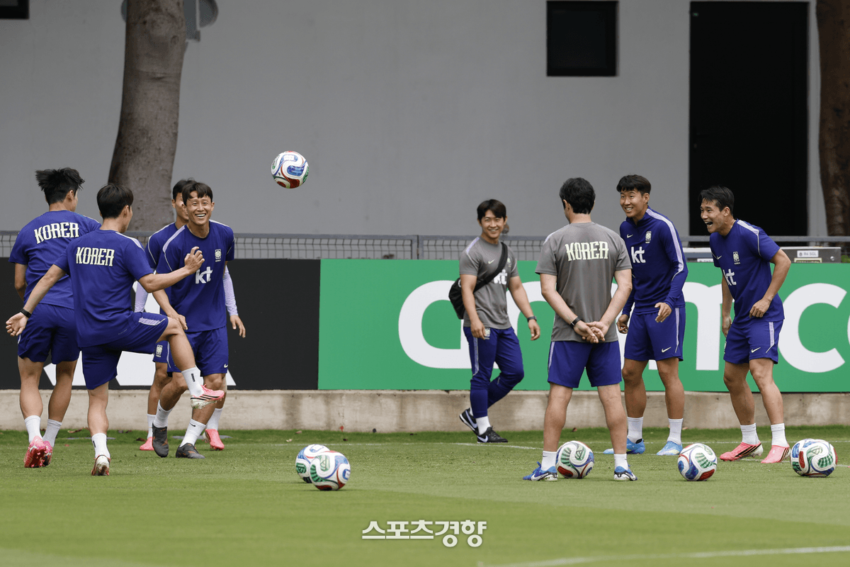 홍명보호, 멕시코전 대비 빗속 훈련 재개...체코전 승리 후 본격 준비